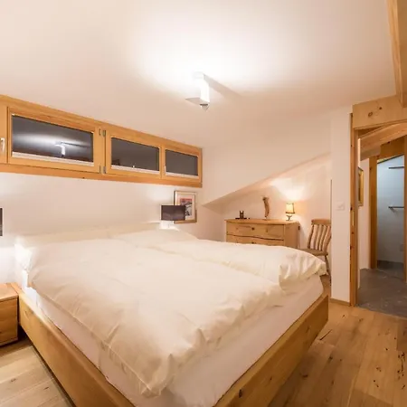 Laax Homes - Casa Alpetta Alpehytte